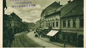 A főutca két "vége"
