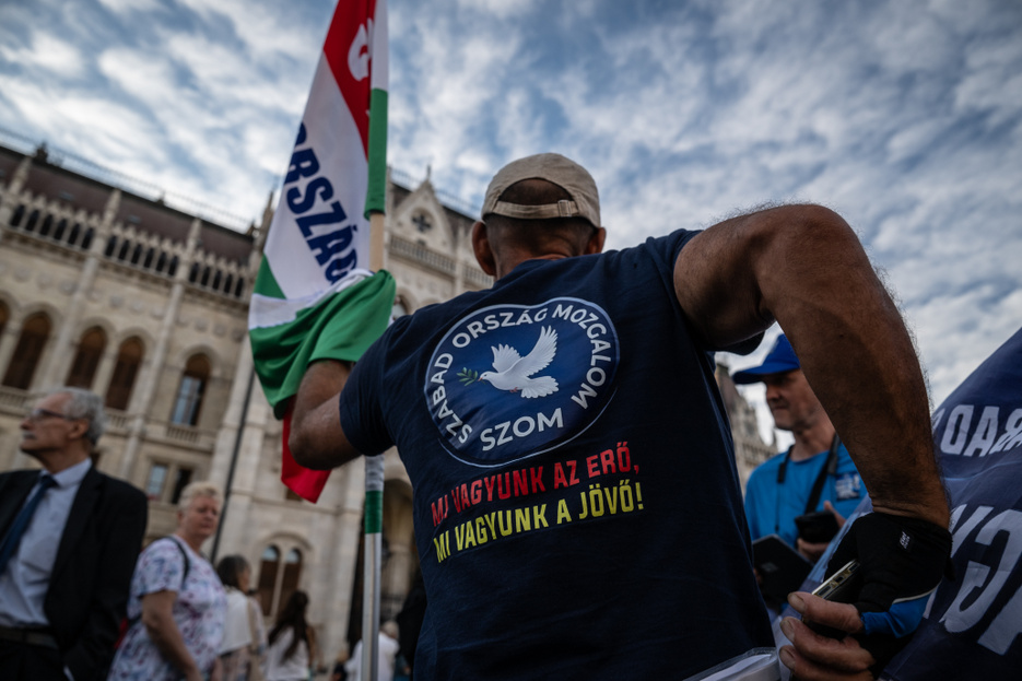 „Ez nem tüntetés, hanem cirkusz” – Dopeman azért megfejtette, mitől növekszik majd a tábor