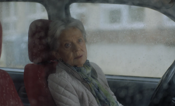Részlet a Mommy Blue c. filmből