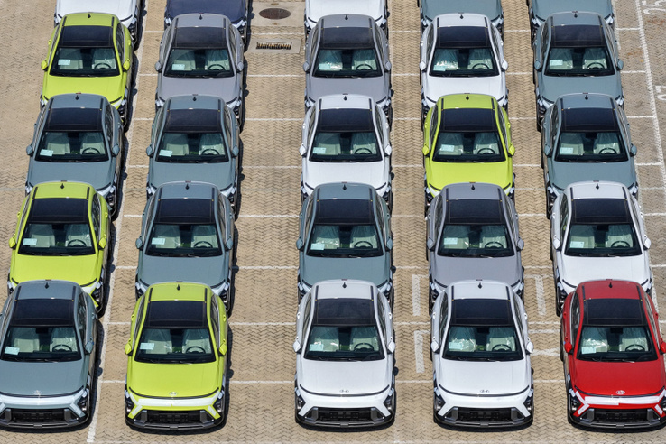 Sokan csak a hétfejű sárkányt látják, de a Hyundai nem fél tőle