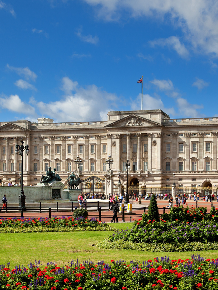 Munkatársakat keres a Buckingham-palota: ennyit fizetnek Károly király udvarában