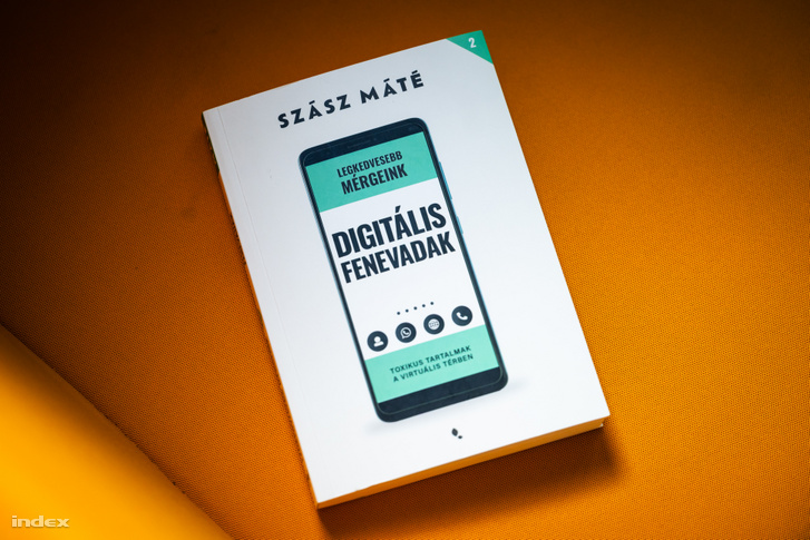 Szász Máté Digitális fenevadak című könyve