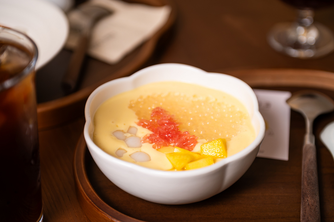 Mango pomelo sago