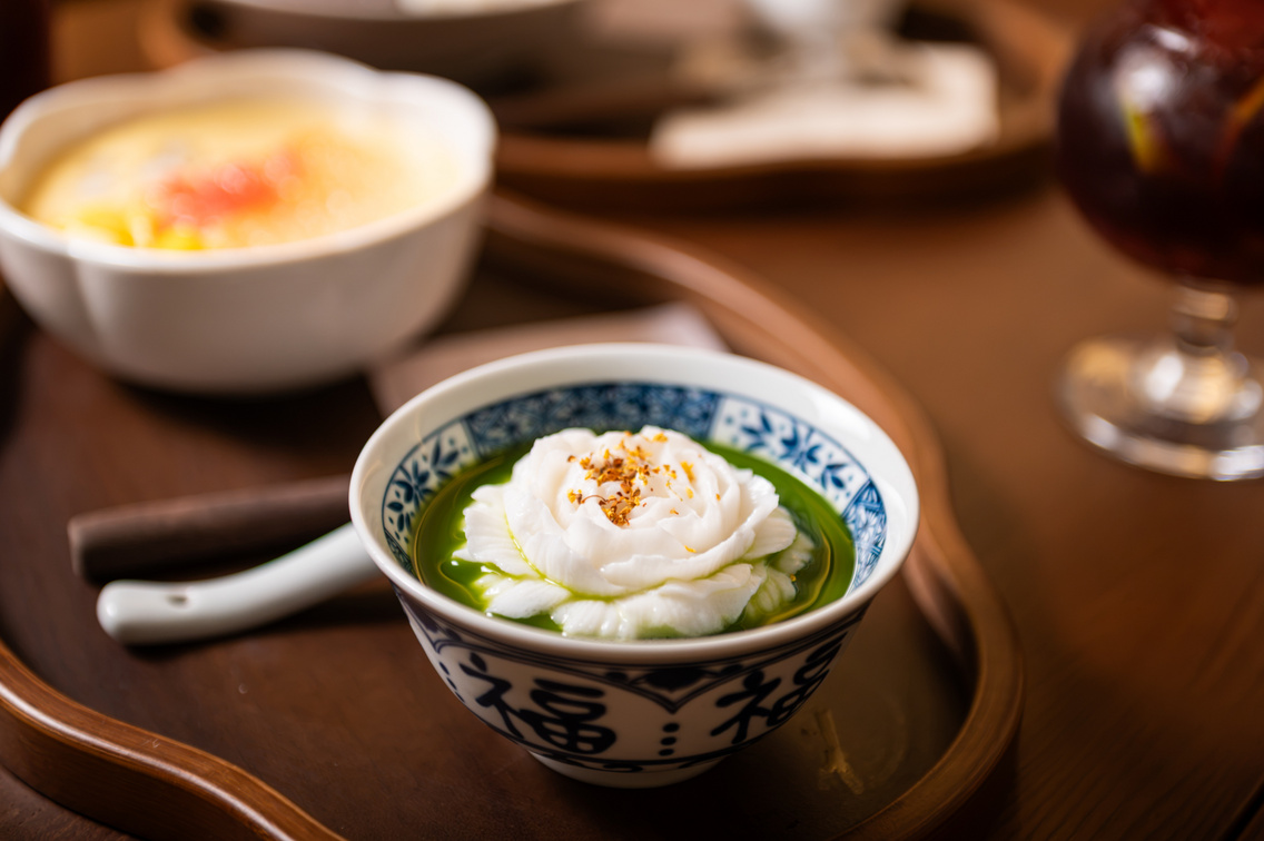 Peony ice tofu pudding