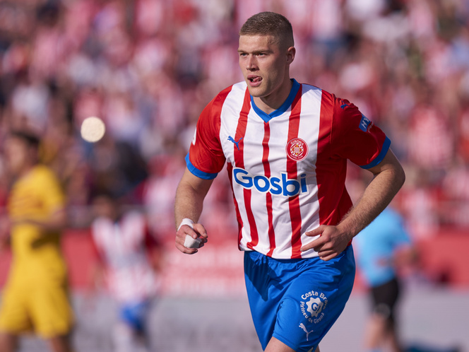 Artem Dovbik a Girona mezében