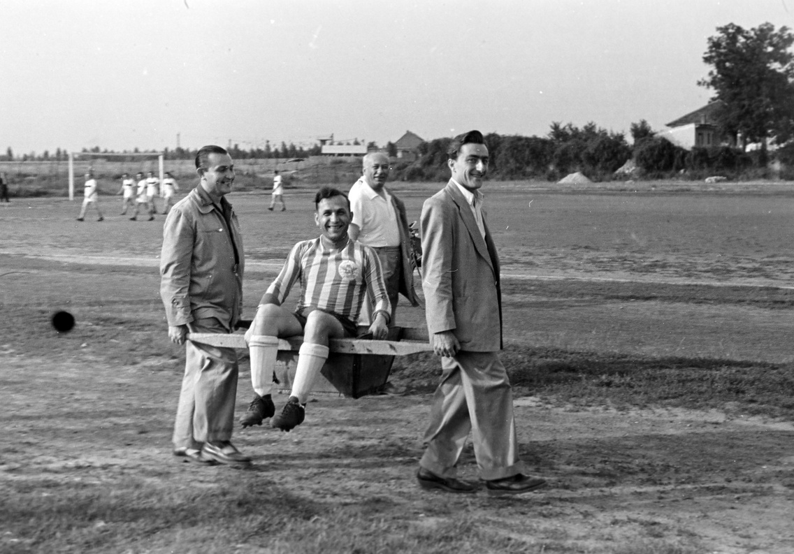1956