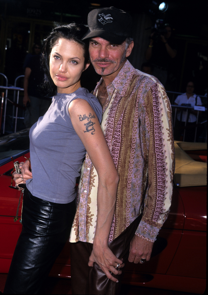 Angelina Jolie és Billy Bob ThorntonAngelina Jolie és Billy Bob Thornton 2000-ben, mindössze két hónapnyi románc után házasodtak össze Las Vegasban, majd három évvel később elváltak