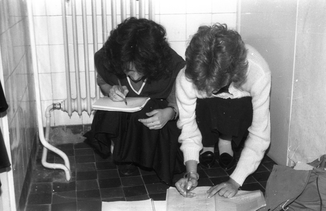 Anna utca 13–15., Budai Nagy Antal Gimnázium, 1989