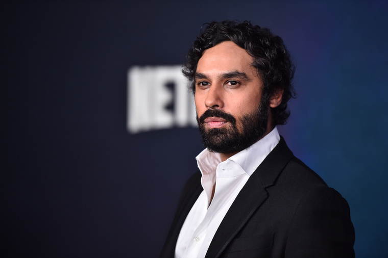 Kunal Nayyar – 45 millió dollárKunal Nayyar Rajesh Koothrappalit alakította, aki a sorozat kezdetén még annyira zavarba jött a nőktől, hogy alkohol nélkül képtelen volt beszélni velük