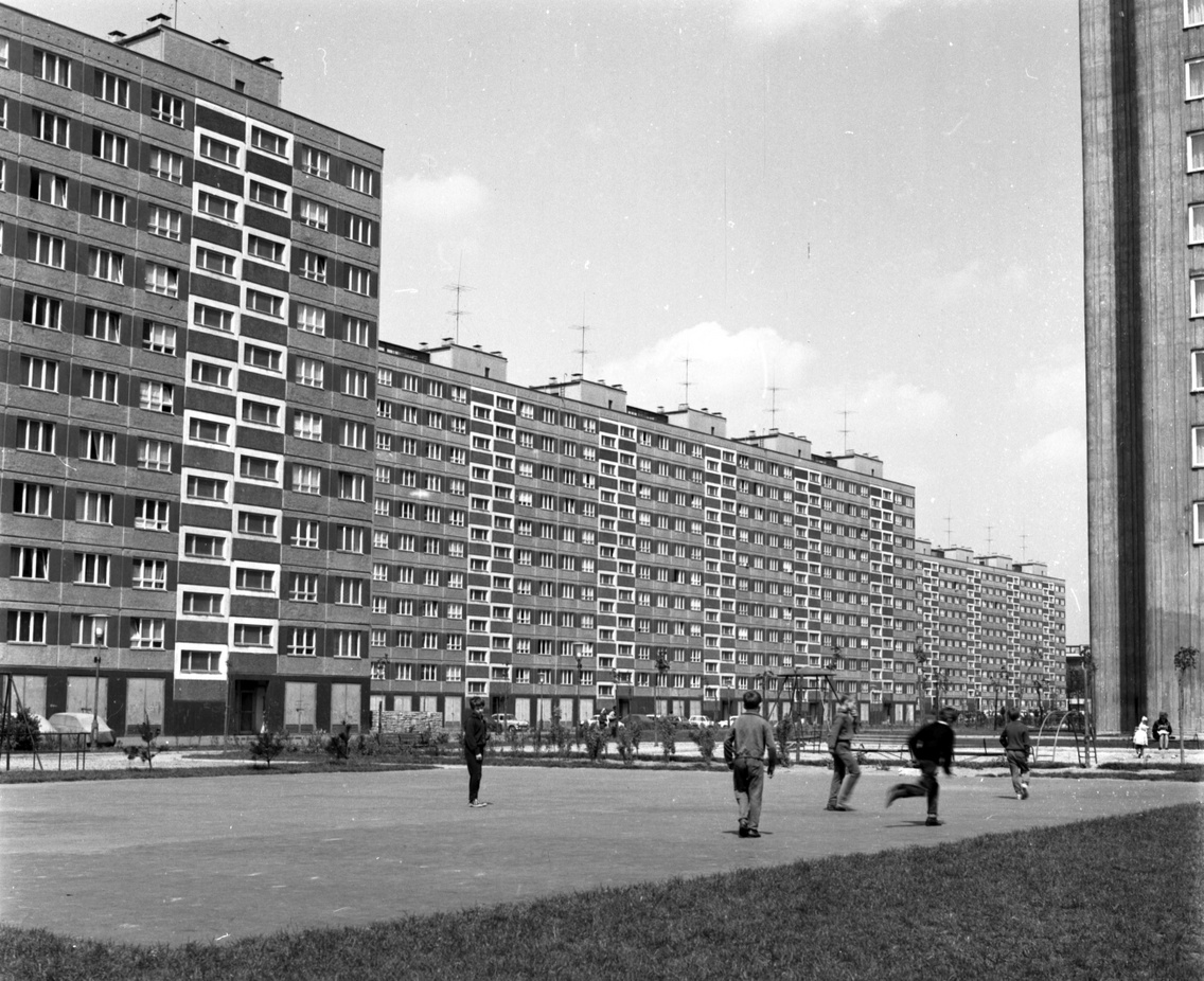 Tétényi úti házak, a Toronyház a Fejér Lipót (Török Ignác) utcánál áll, 1971