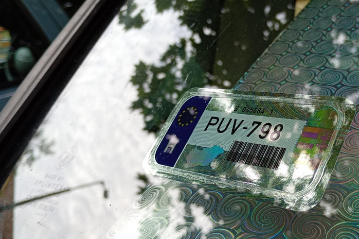 Letépte az eredetvizsgáló a regisztrációs matricát! Most mi lesz?