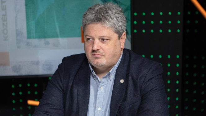 Ismert ügyvéd bírálta Fásy Ádám feleségének letartóztatását: Ez egy színház, amire nincs szükség