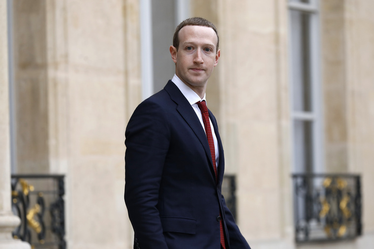 Mark ZuckerbergMark Zuckerberg és felesége, Priscilla Chan 2015-ben jelentették be, hogy Facebook-részvényeik akkori értékének 99 százalékát hosszabb távon társadalmi célokra fordítják