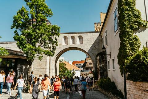 Toronyba, várbörtönbe és régi pincékbe is bejuthatunk ezen a hétvégén a Balaton körül