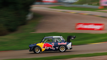 Driftre hegyezett tuning-Trabantot épített a Red Bull