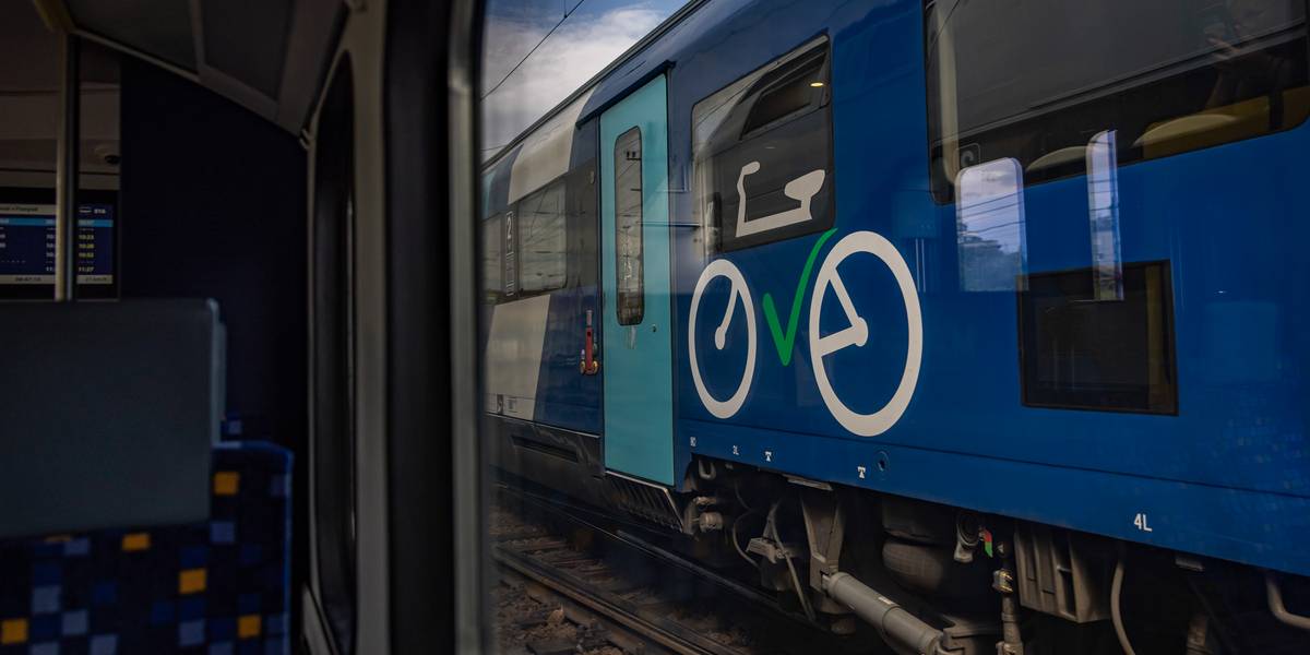 Jó hír a balatoni bringásoknak: szeptember 22-ig ingyen viheted a biciklit a vonaton