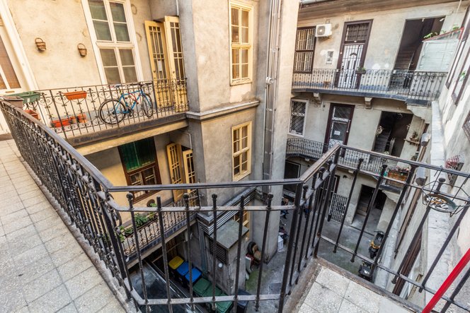 Betiltották az Airbnb-t Terézvárosban, mégis gyorsabban drágulnak az albérletek