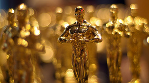 Ő az egyetlen felnőttfilmes rendező, aki Oscar-díjat nyert