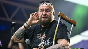 Deák Bill Gyula - Bill kapitány blues cirkusza