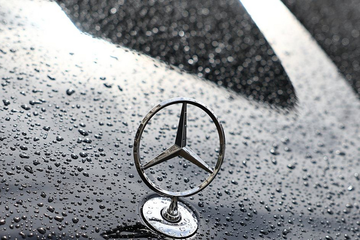 Mi köze a sváboknak a Mercedeshez? Évszázadok óta itt élnek, magyar sikersztori hátterében állnak