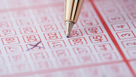Kihúzták a hatoslottó vasárnapi nyerőszámait: 600 millió forint volt a tét