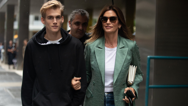 Meghalt Cindy Crawford huszonhét éves fia, Presley Gerber