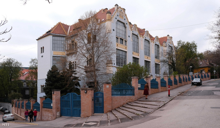 A Mányoki és a Kelenhegyi út találkozása 2021. április 17-én