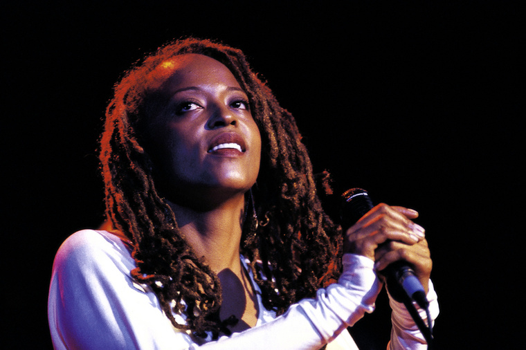 Cassandra WilsonSzeptember 2-án, 70 éves korában hunyt el Cassandra Wilson, a kortárs jazz egyik legismertebb énekesnője