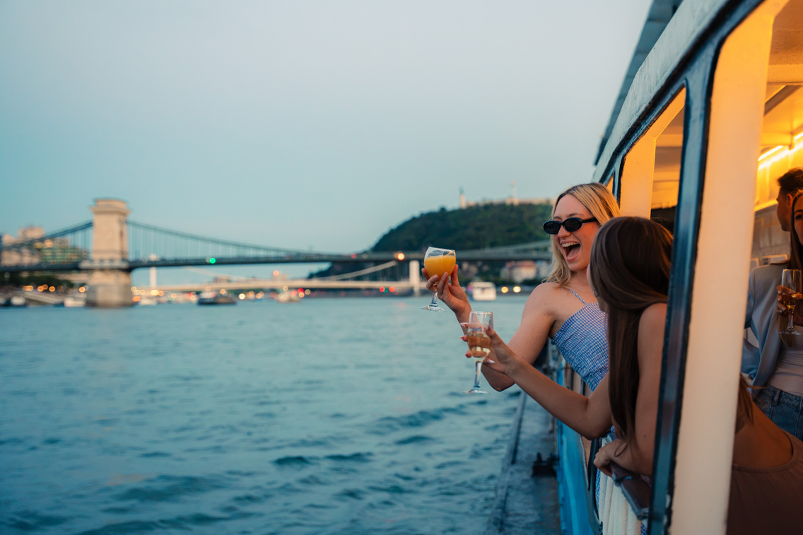 mahart prosecco járat