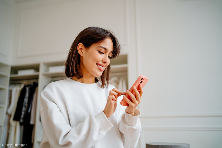 Nem csak az számít, mi van a telefononA legtöbb ember telefonján rengeteg személyes adat található, ezért a valódi kérdés sokszor nem is az, hogy lehet-e bármit tárolni rajta, inkább az, hogy mennyire biztonságosan történik ez