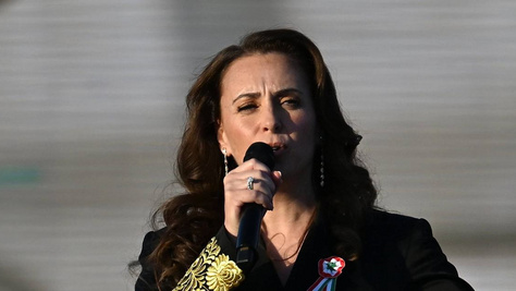 Csézy megmutatta 1,5 éves kislánya arcát: elolvadunk Elizabet mosolyától