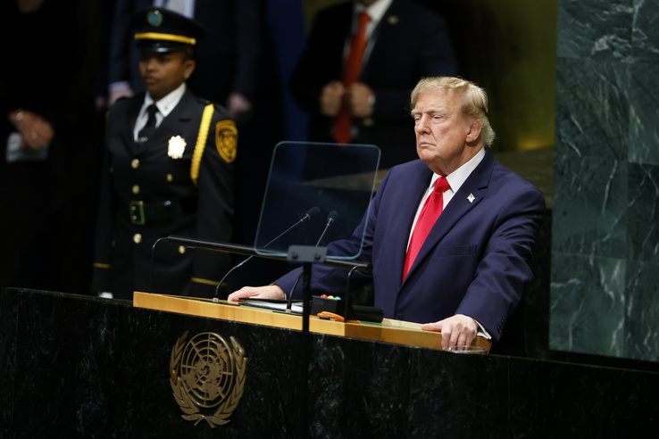 Donald Trump katonai ellenőrzés alá vonja Grönlandot