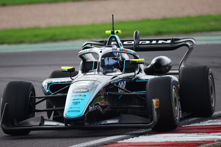 Nehéz hétvége után is él a remény: még lehet ezüstérmes az F1-be vágyó magyar pilóta