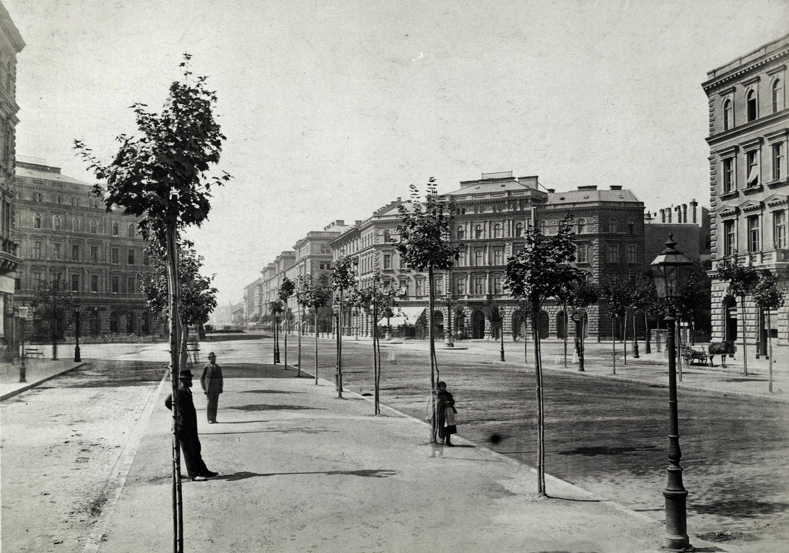 Az Oktogon 1880 körül