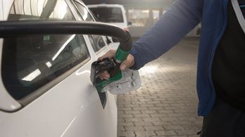 Ezért vált sérülékennyé a magyar üzemanyagpiac
