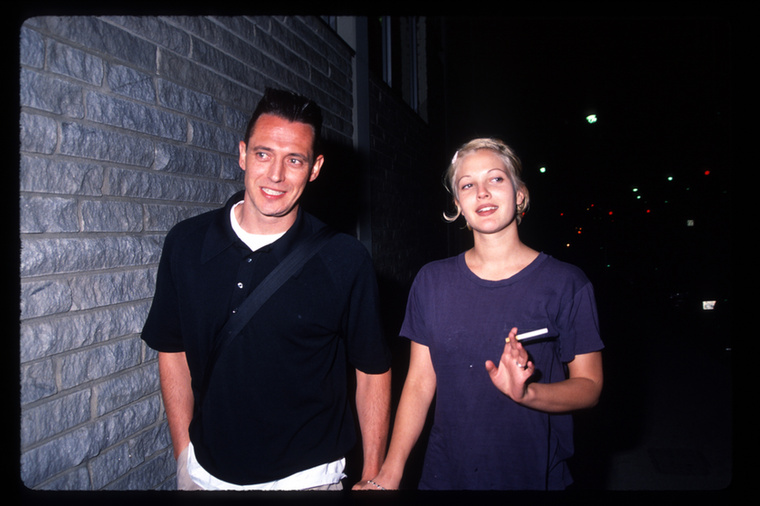 Drew Barrymore és Jeremy Thomas – 19 napDrew Barrymore mindössze 19 éves volt, amikor 1994-ben hozzáment a nála 12 évvel idősebb Jeremy Thomashoz