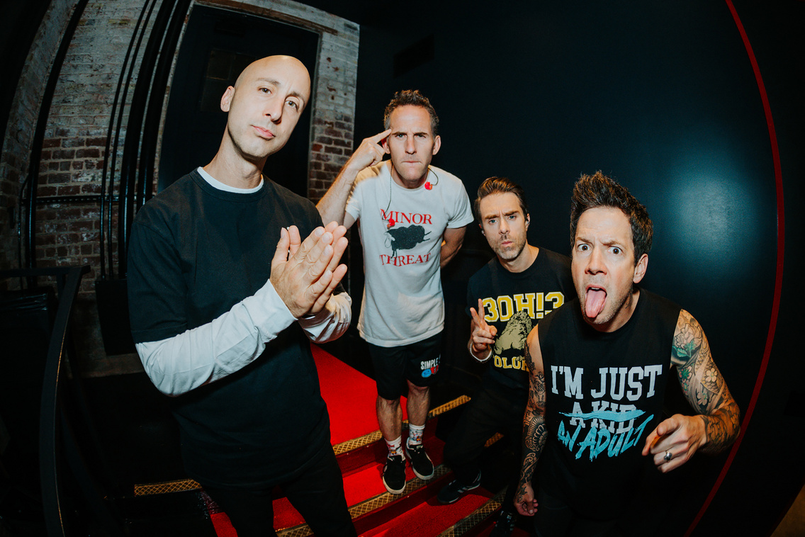 PressPic6 SimplePlan PhotoBy@lindseyblane