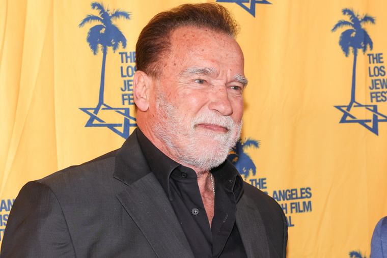 Arnold SchwarzeneggerArnold Schwarzenegger 2025 áprilisában érte el a dollármilliárdos vagyont, amelyet elsősorban több évtizedes filmes karrierjének és okos üzleti döntéseinek köszönhet