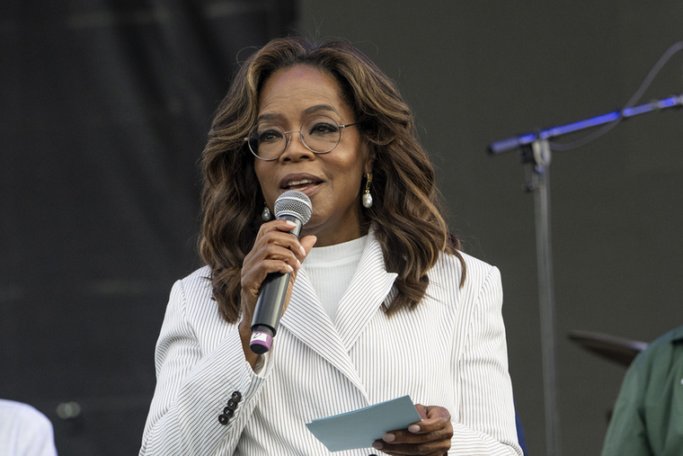 Oprah WinfreyOprah Winfrey 2003-ban vált dollármilliárdossá, és ő volt az első afroamerikai nő, aki felkerült a milliárdosok listájára