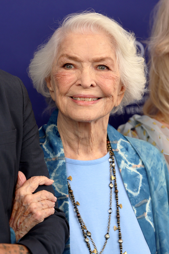 Ellen Burstyn 2022