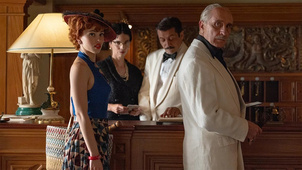 Izgalomból nincs hiány: Agatha Christie világát idézi a Netflix új sikersorozata