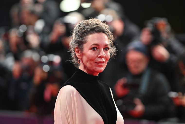 Olivia Colman úgy érzi, mintha megcsalná a férjétOlivia Colman egyáltalán nem rajong az intim jelenetekért, és ezen az sem sokat változtat, ha a forgatáson különféle megoldásokkal igyekeznek minél kényelmesebbé tenni a helyzetet