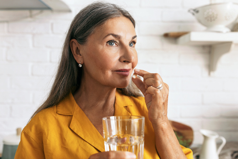 A D-vitamin szerepét is vizsgáljákEgyes kutatások szerint a D-vitamin szedése összefügghet a gondolkodási képességek jobb megőrzésével