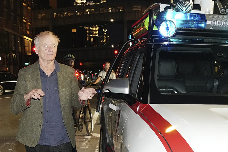 Bill Murray visszatért a Szellemirtókhoz! Az autós élmény új szintje a Rivian halloweeni frissítése