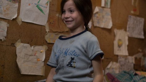 Ő volt A szoba című film gyereksztárja: 20 évesen ilyen helyes pasi