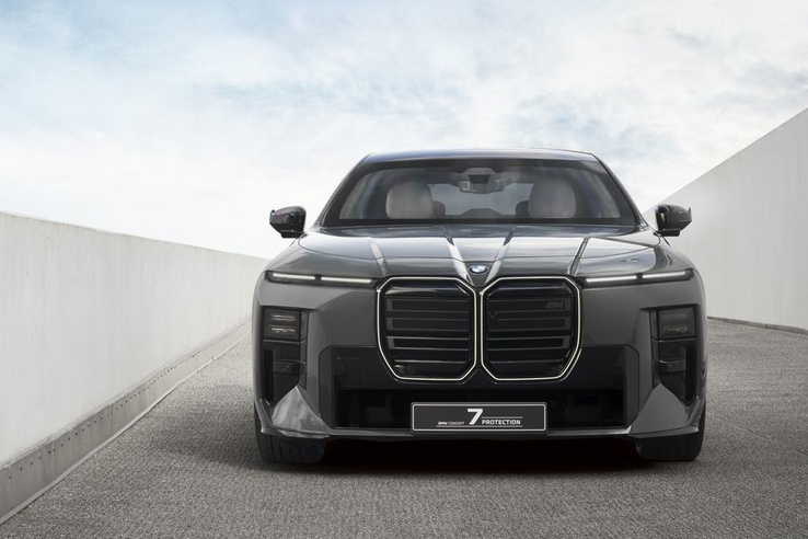 A BMW, ami véd a Magnum ellen