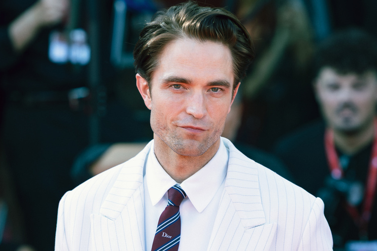 Robert Pattinson és a meghalt bohóc&nbsp;Robert Pattinson 2011-ben a Today műsorában mesélt egy meglehetősen bizarr gyerekkori emlékről: állítása szerint egyszer látta, ahogy egy cirkuszi bohóc meghal egy mutatvány közben