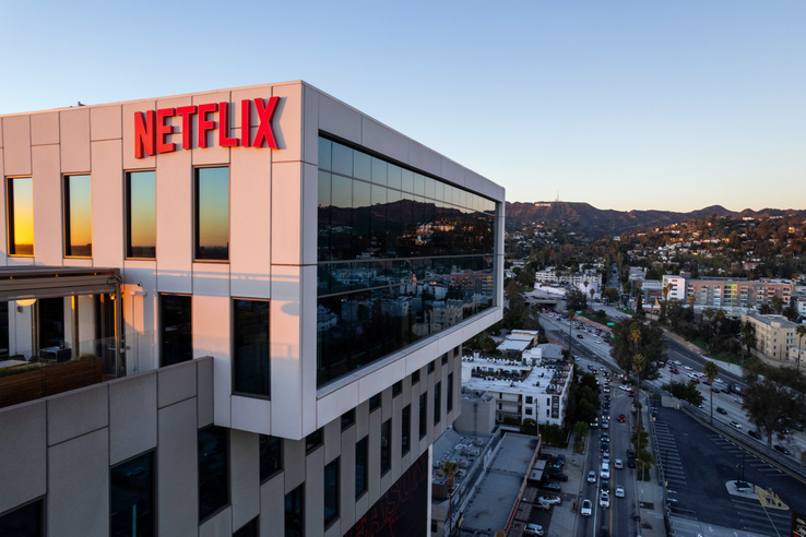 Ezer dolgozójától válik meg a Netflix, évek óta nem látott leépítések jönnek