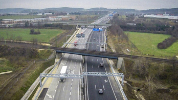 Jön az apokalipszis az M1–M7-es autópálya kivezető szakaszán – mindenki tájékozódjon, mielőtt útnak indul