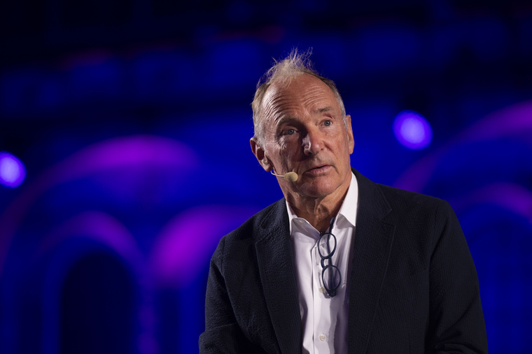 Tim Berners-Lee – a World Wide WebTim Berners-Lee 1989-ben dolgozta ki a World Wide Web alapjait